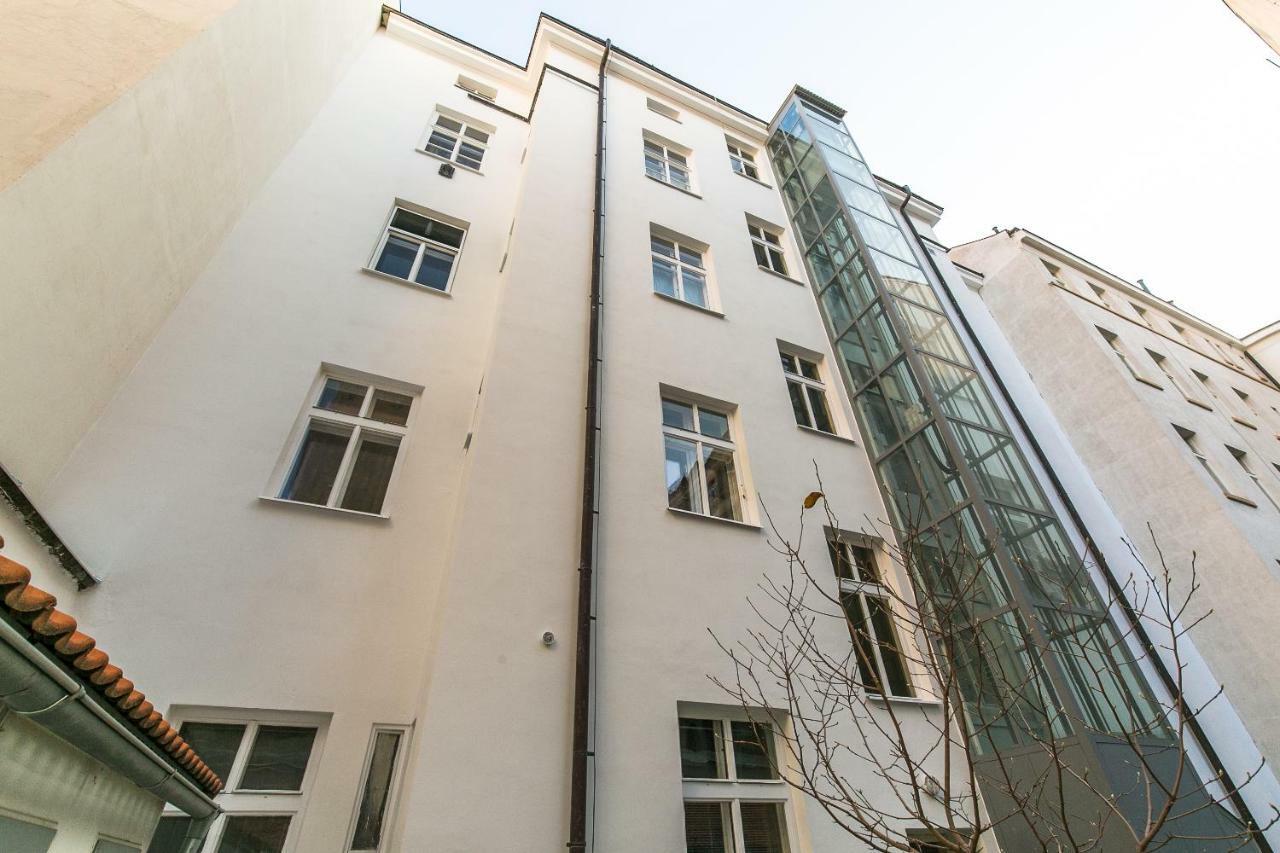 Attic Apartment By Wenceslas Square — Photos 1